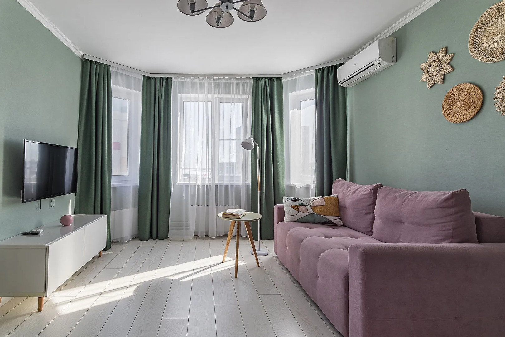 Апартаменты на стрелке на улице Карла Маркса 54 Сова-Дом