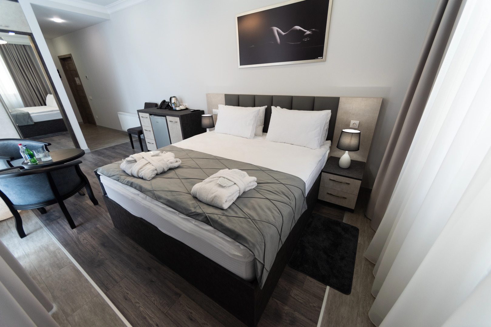 Отель Downtown Suites Hotel Yerevan