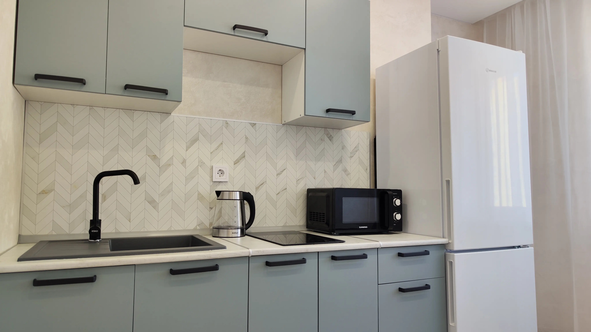 Апартаменты Panda Home возле ТЦ Остров