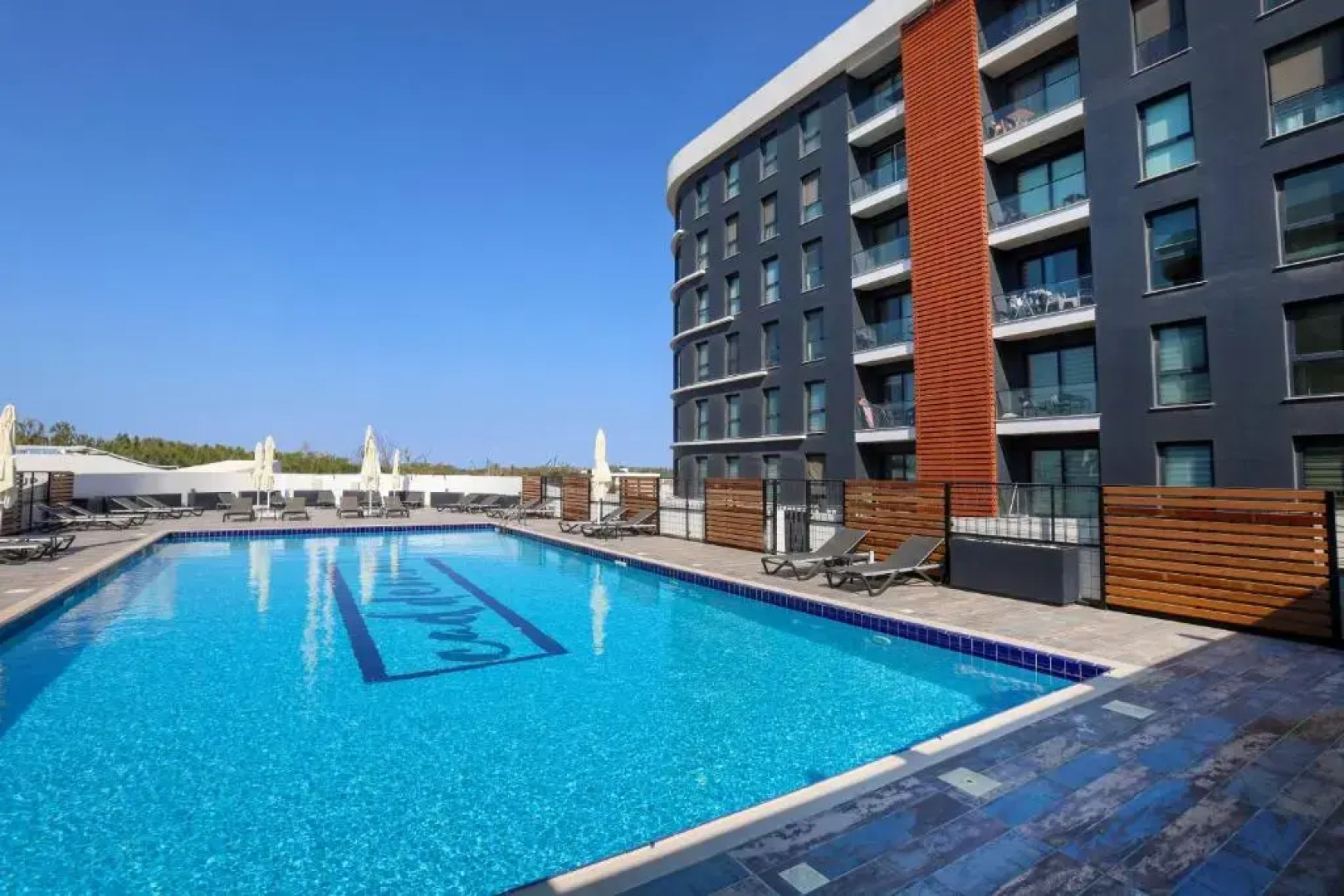 Отель Caddemm Inn