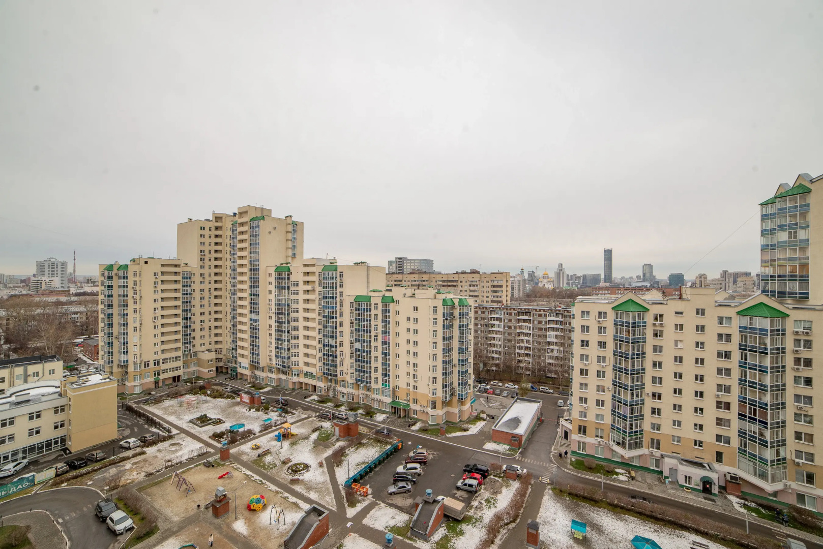 Апартаменты Бажова 68