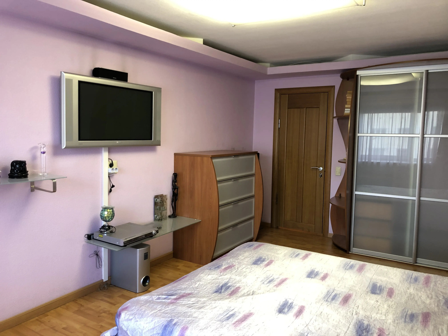 Апартаменты Spacious central 3-room apartment