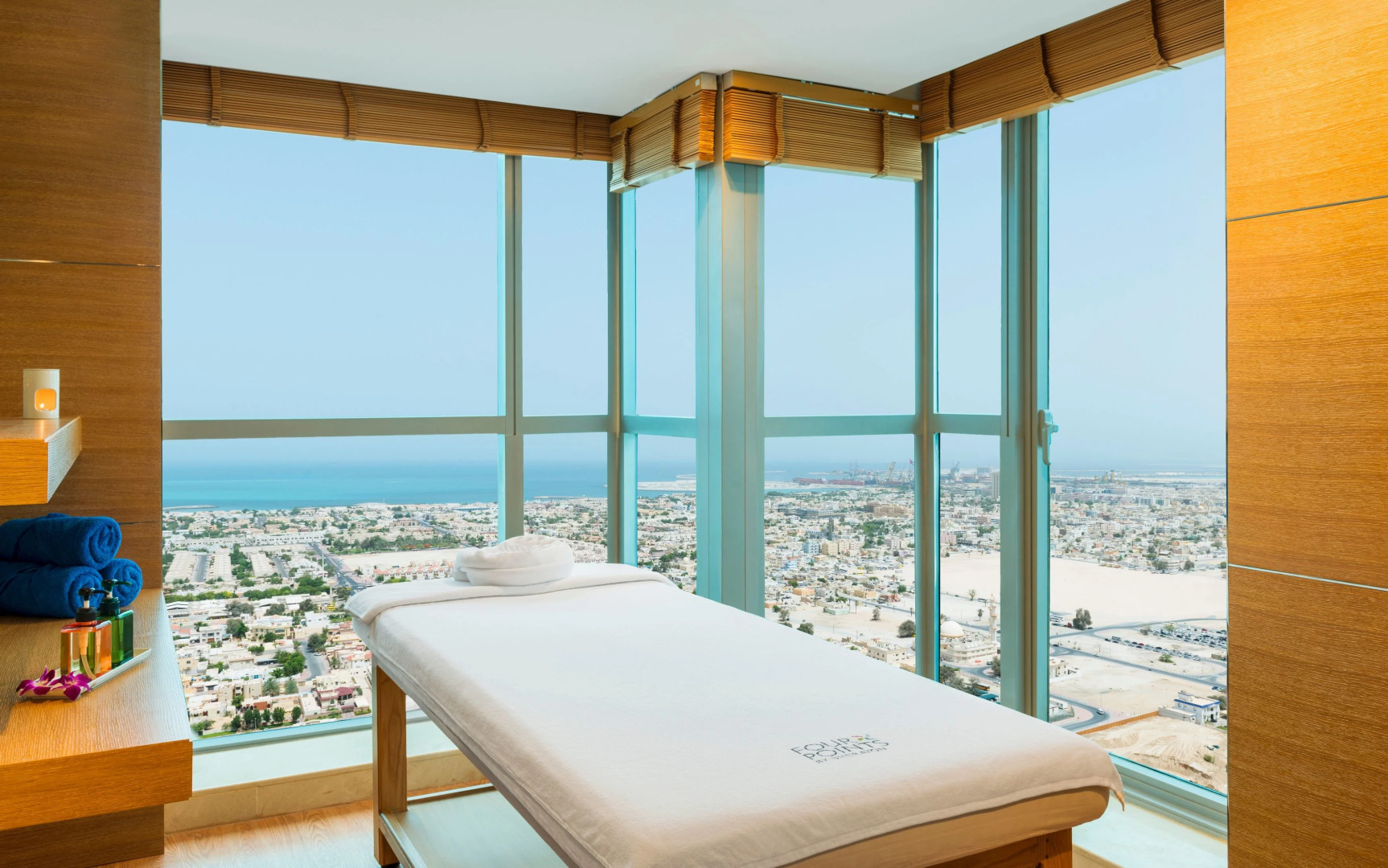 Отель Four Points by Sheraton Sheikh Zayed Road