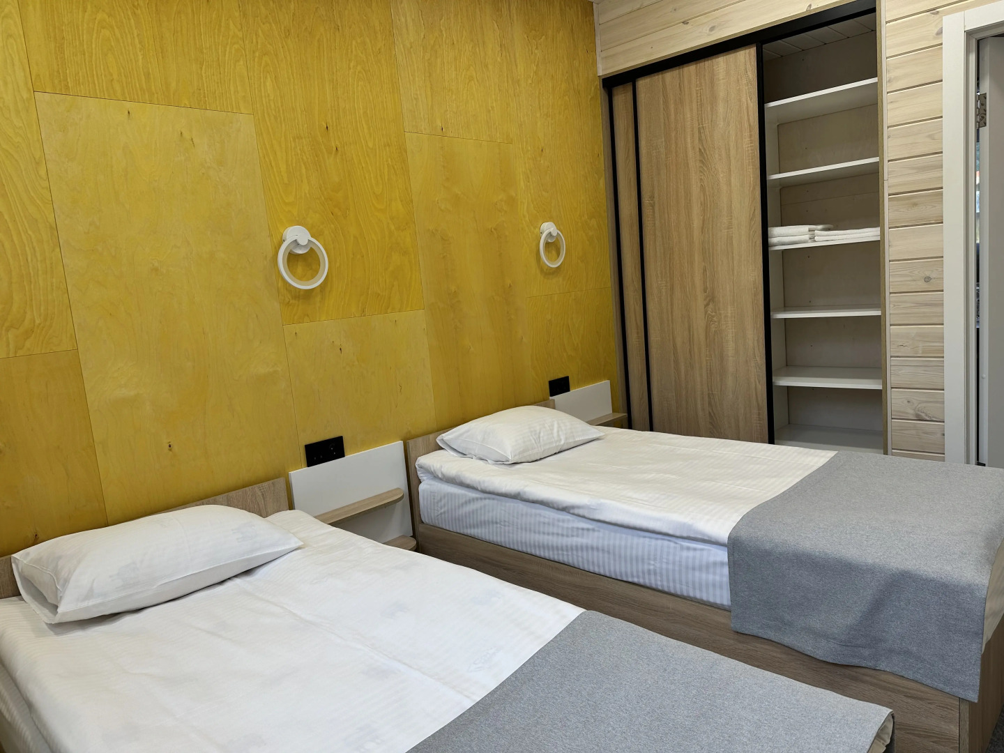 Парк-Отель Яркий