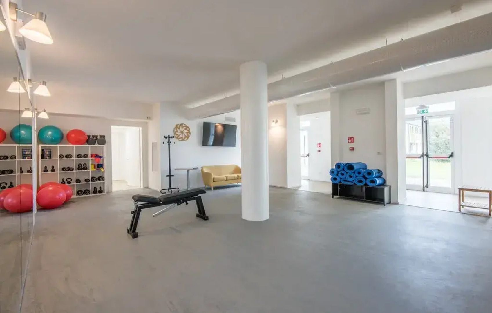 Апарт-отель Siena Hills Apartments