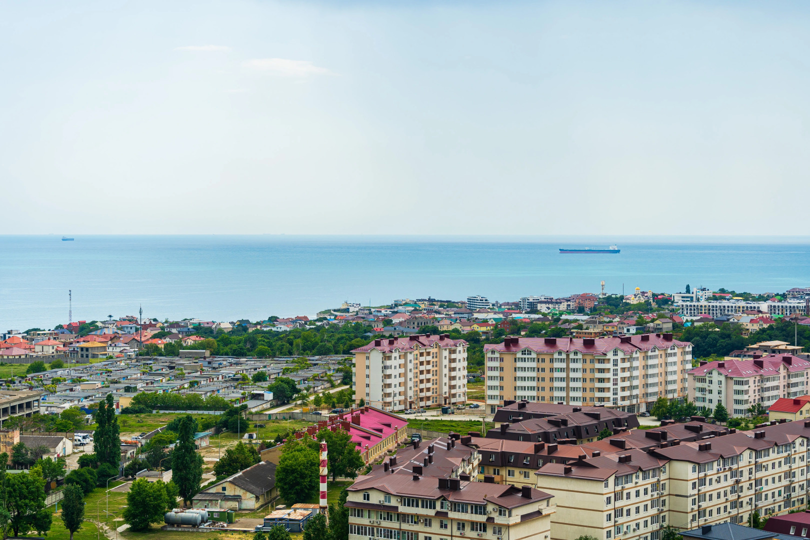 Апартаменты в Южном Районе Новороссийска от LetoАрrt