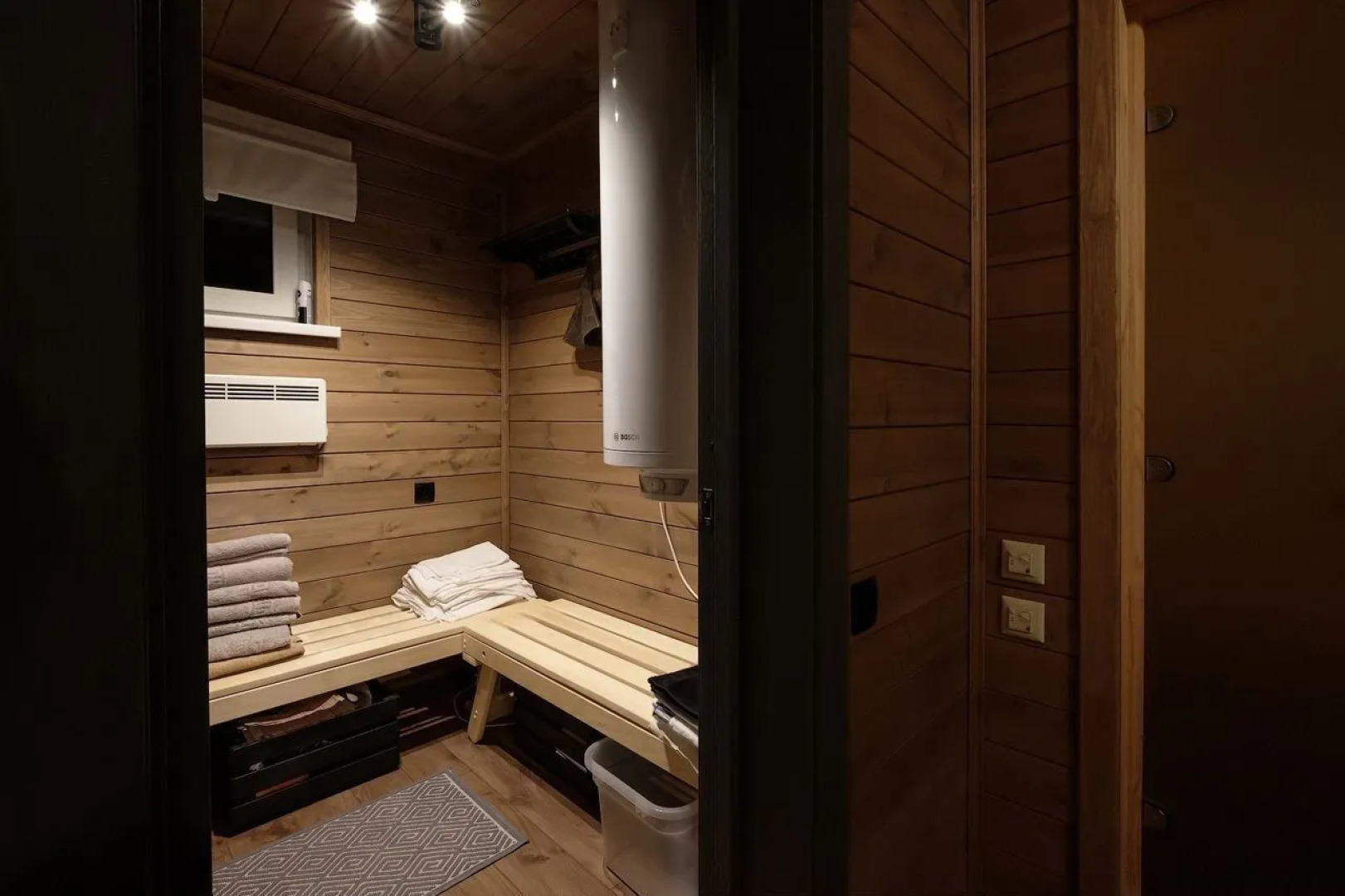 Частный дом с баней