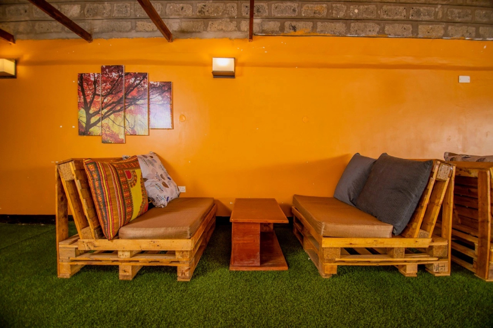 Отель Maple Inn