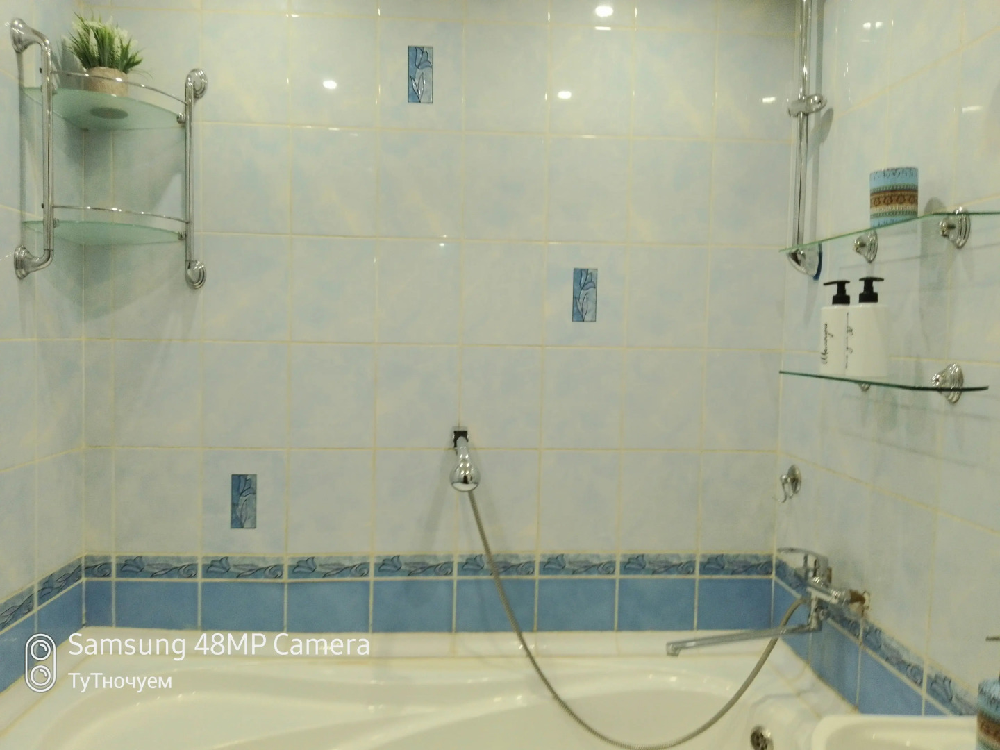 Апартаменты Удобная двушка на Кашириных