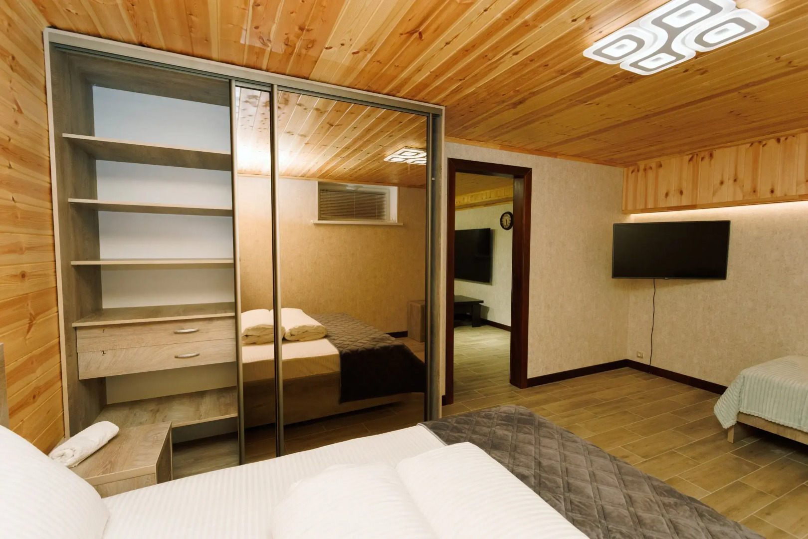 Частный Дом в Горах с Бассейном