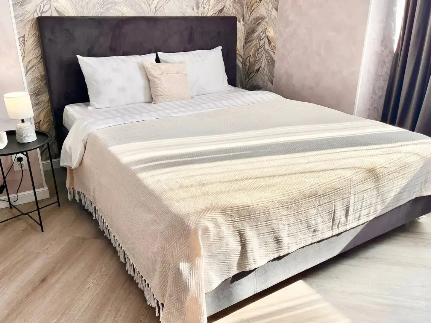 Квартира Апартаменты Сапфир Толмачёва 15