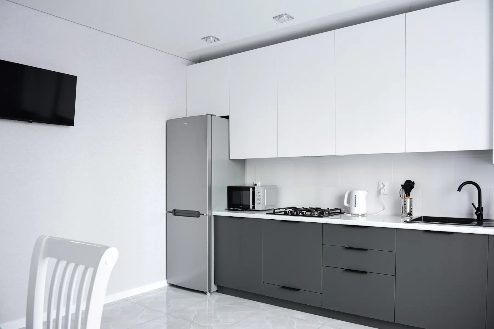 Апартаменты Новая светлая однокомнатная квартира