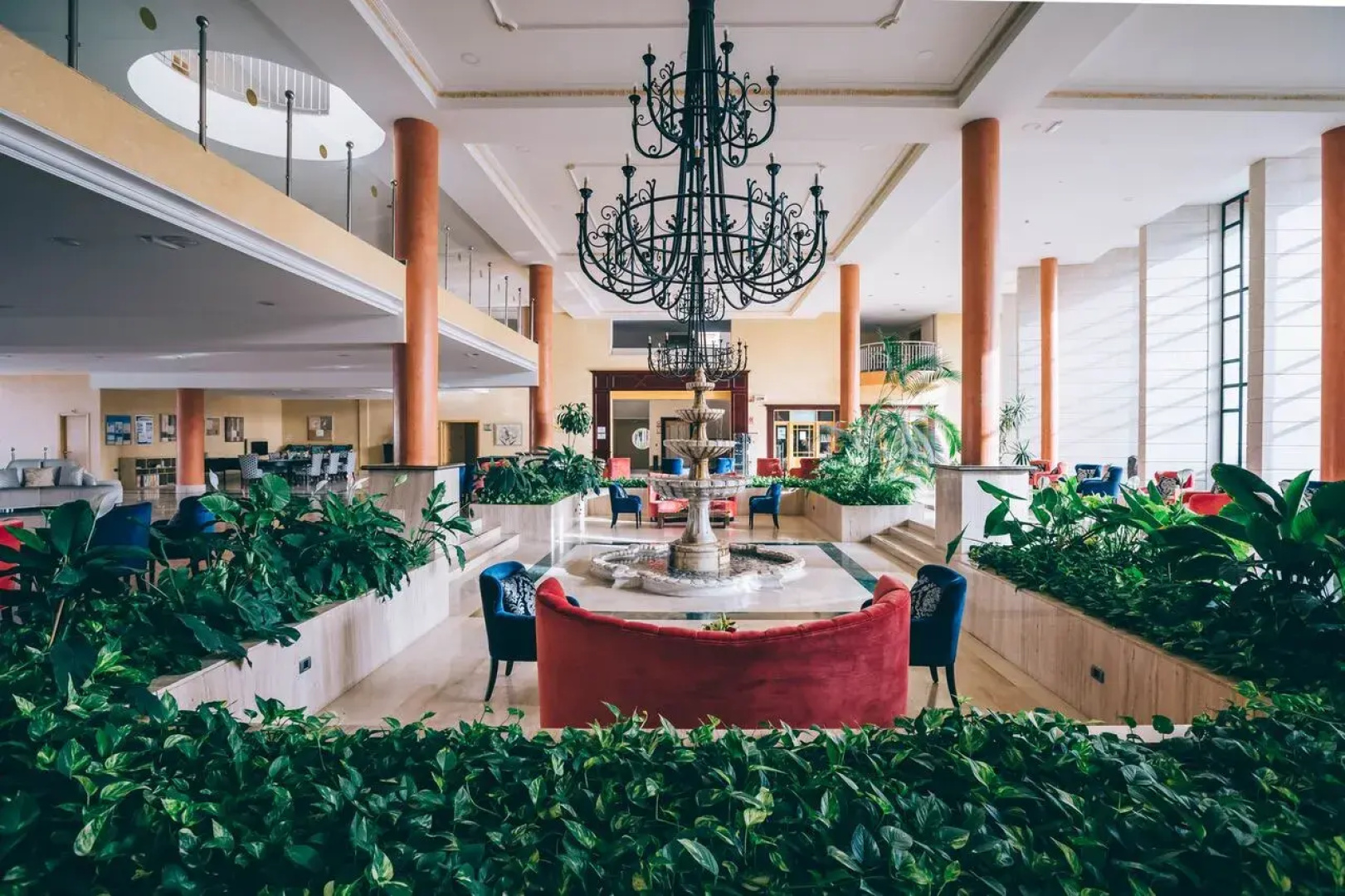 Отель Grand Muthu Golf Plaza Hotel & Spa