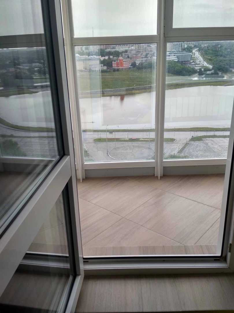 Квартира 2-комнатная в Лайнере с видом на залив