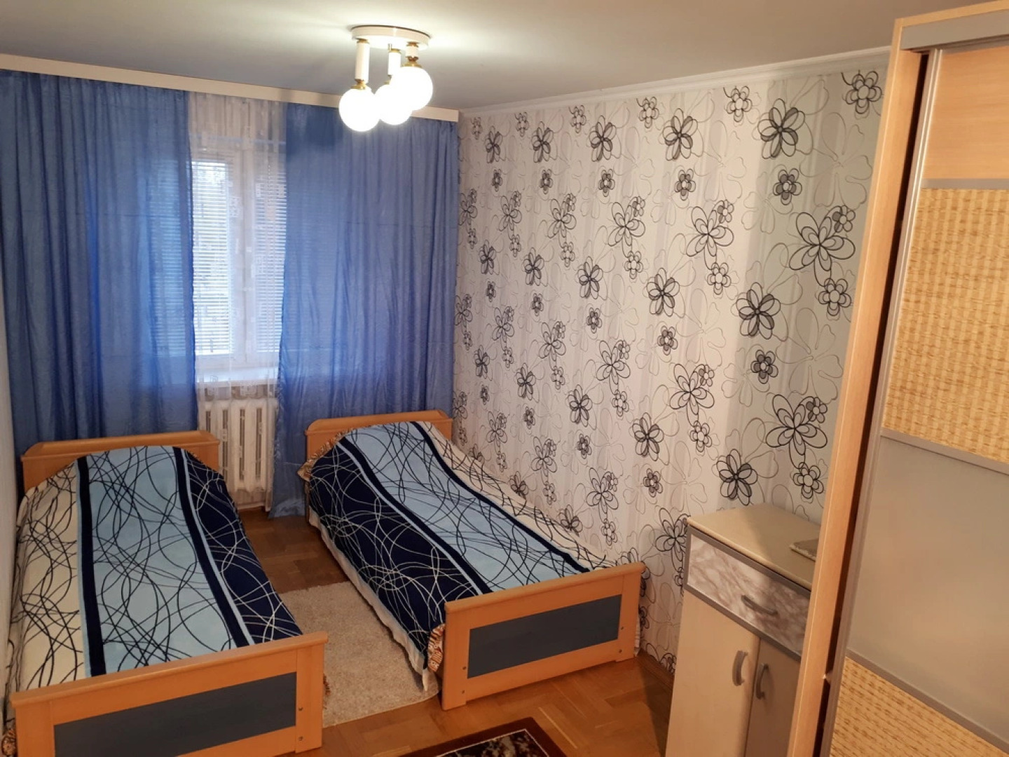 Апартаменты трёхкомнатные  в центре города