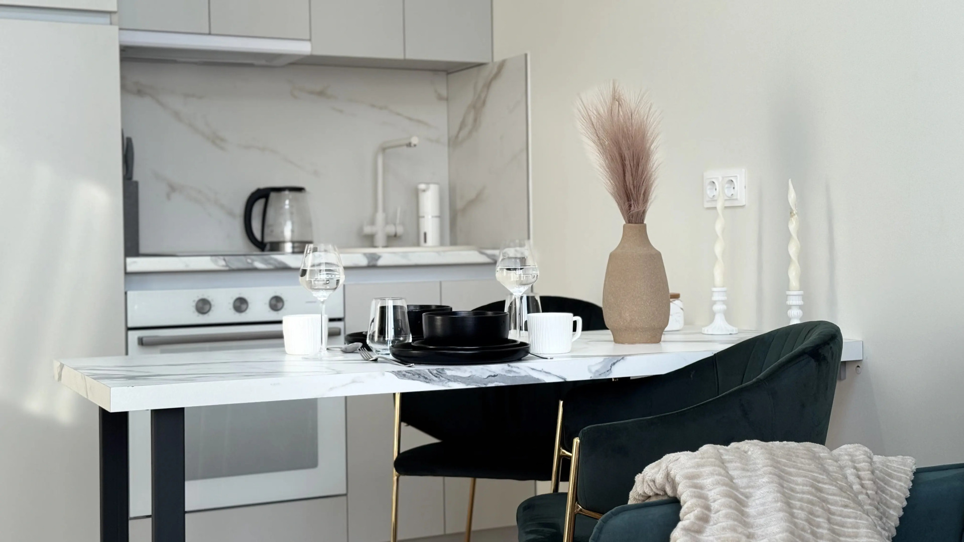 Апартаменты Yousinn Железнодорожная 18