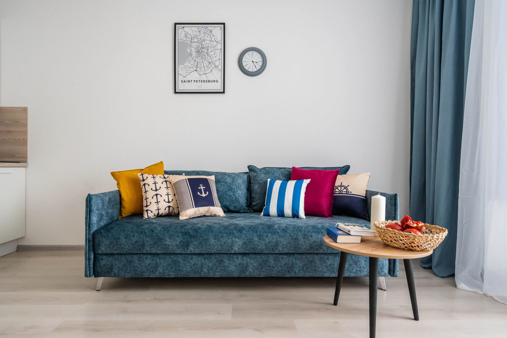 Апартаменты YOUR EMERALD видом на Лахта-центр