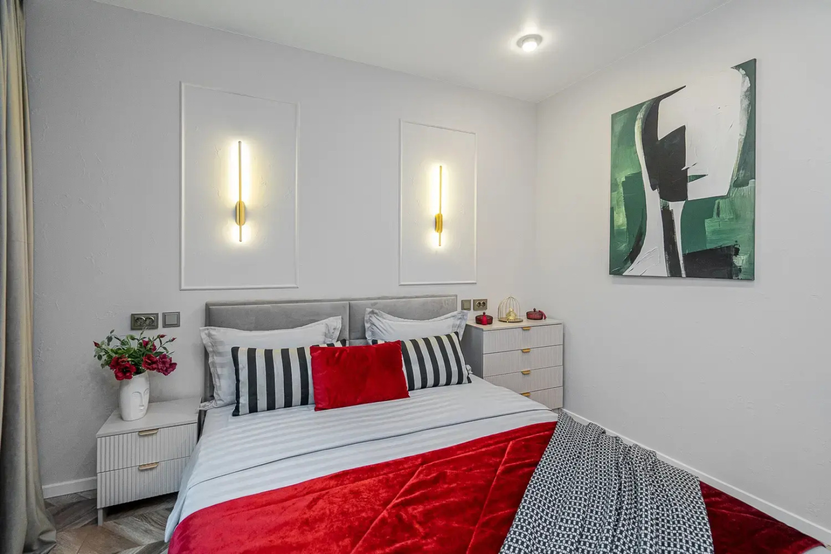 Новые дизайнерские 4-комн. апарты с панорамным видом на город