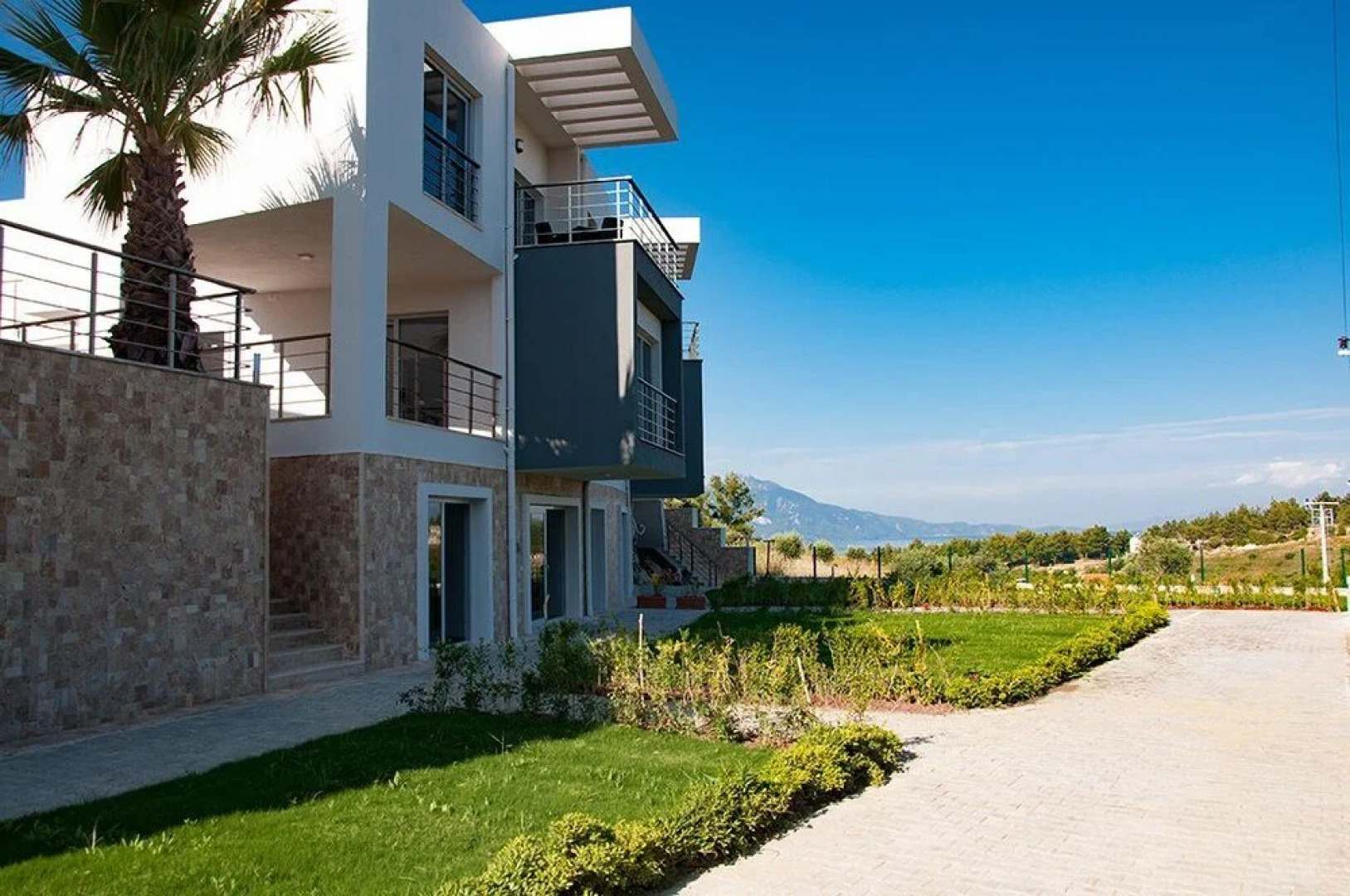 Апартаменты Lavender Residence