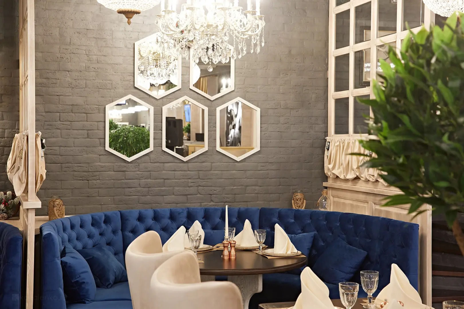 Арт Холл Отель