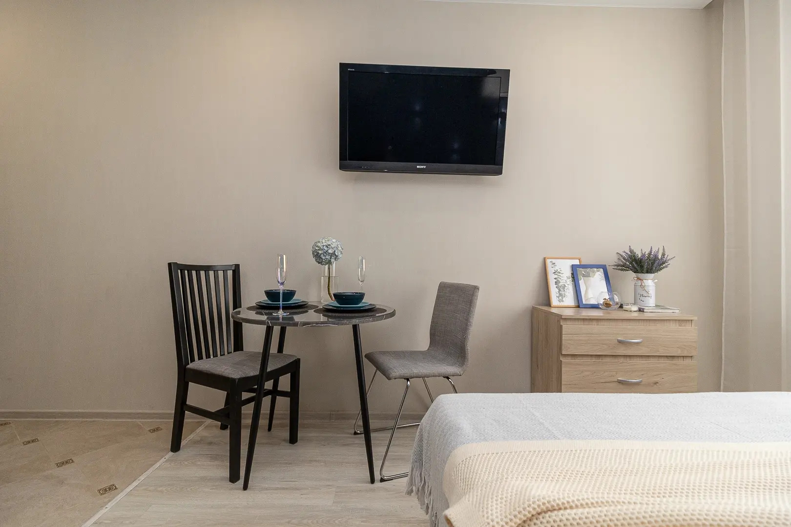 Апартаменты у Парка Галицкого с Видом на Академию Футбола и Парк Облаков