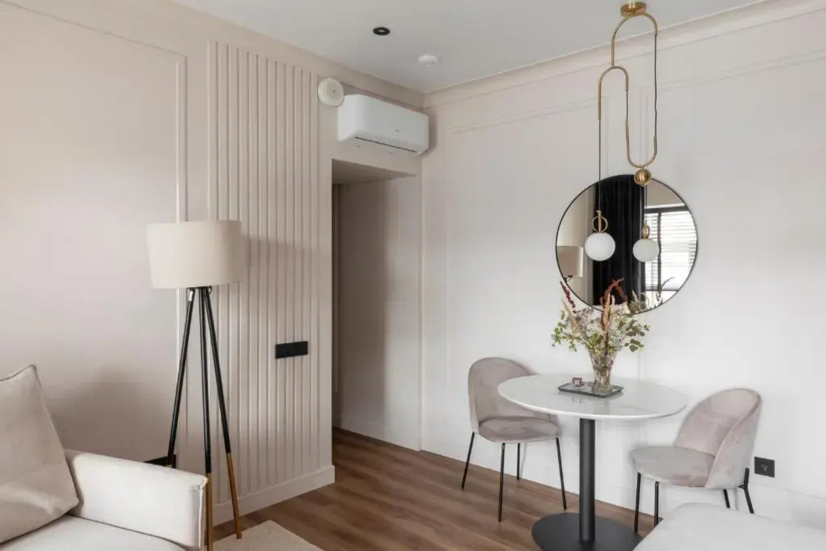 Отель Point Academia