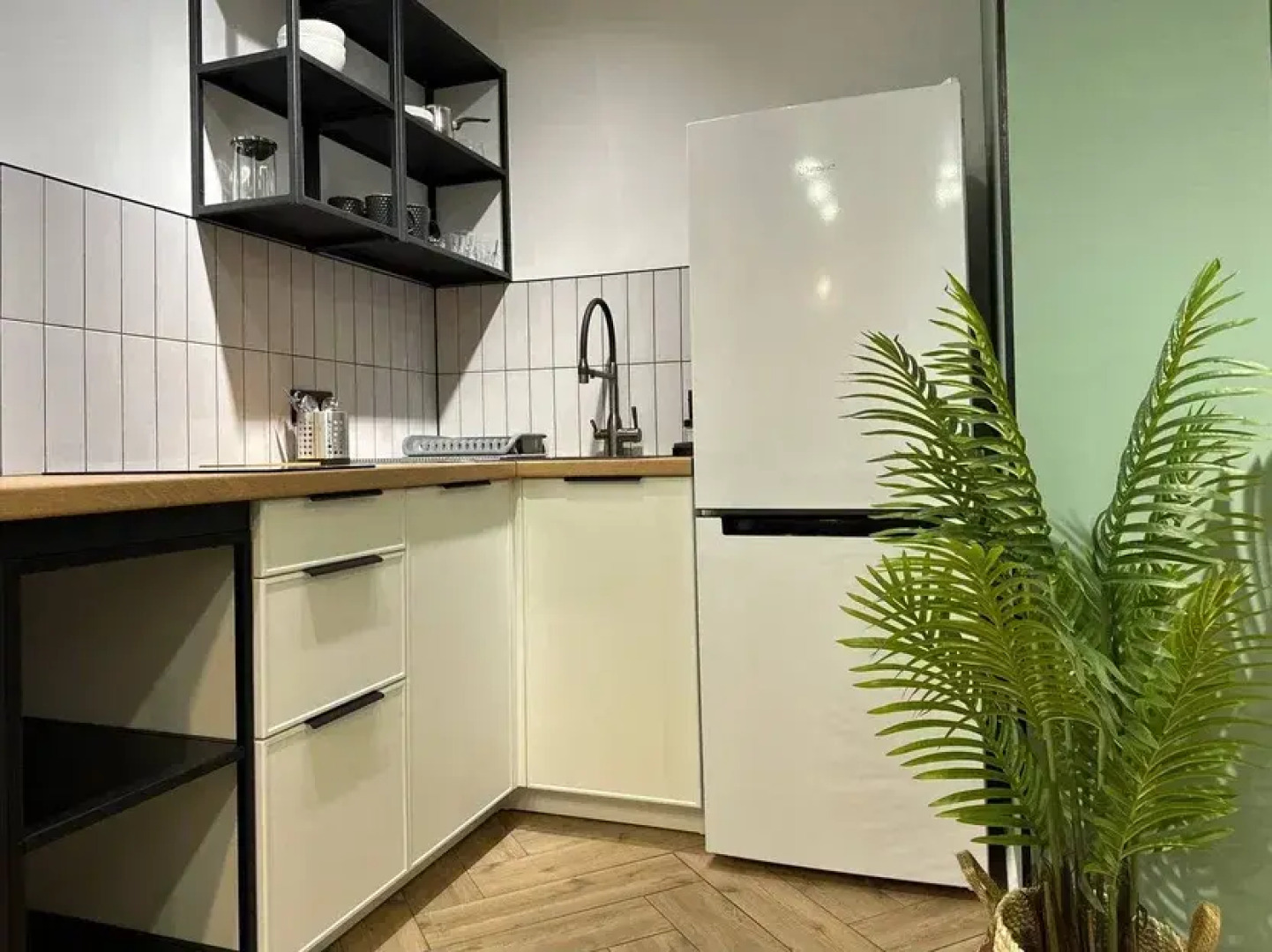 Апартаменты ДзенХоум Встреча 154