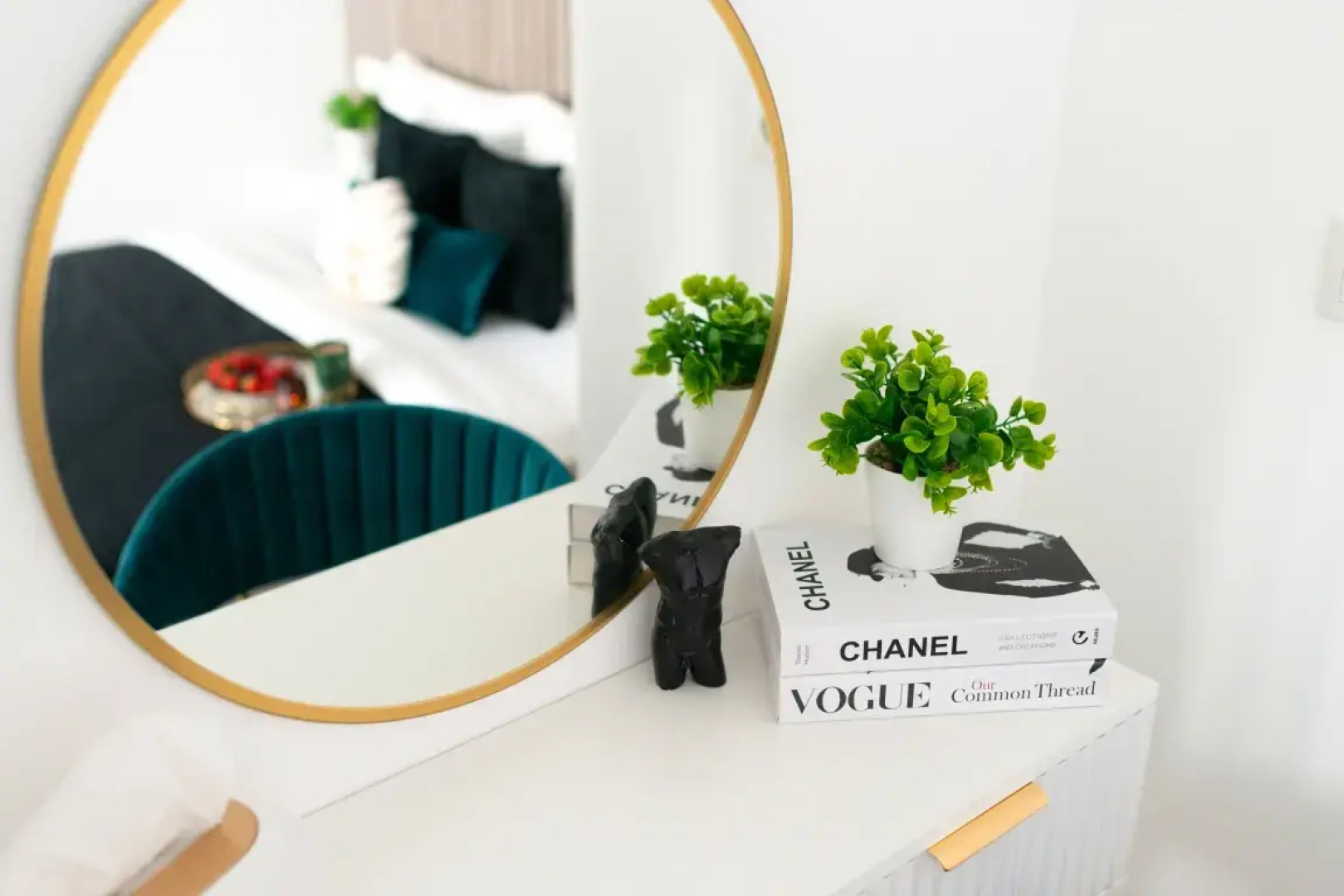 Апартаменты Novin House RED FLAT