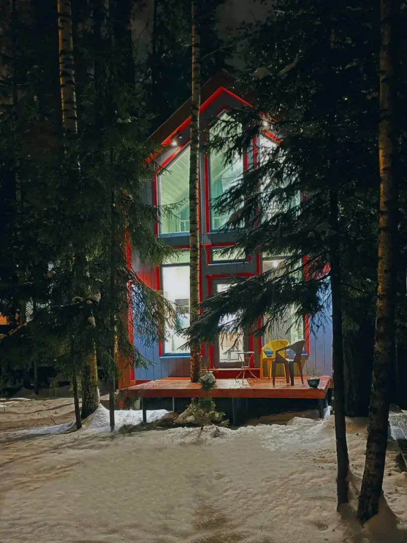 Частный дом в Заветах Ильича с голубой гостиной