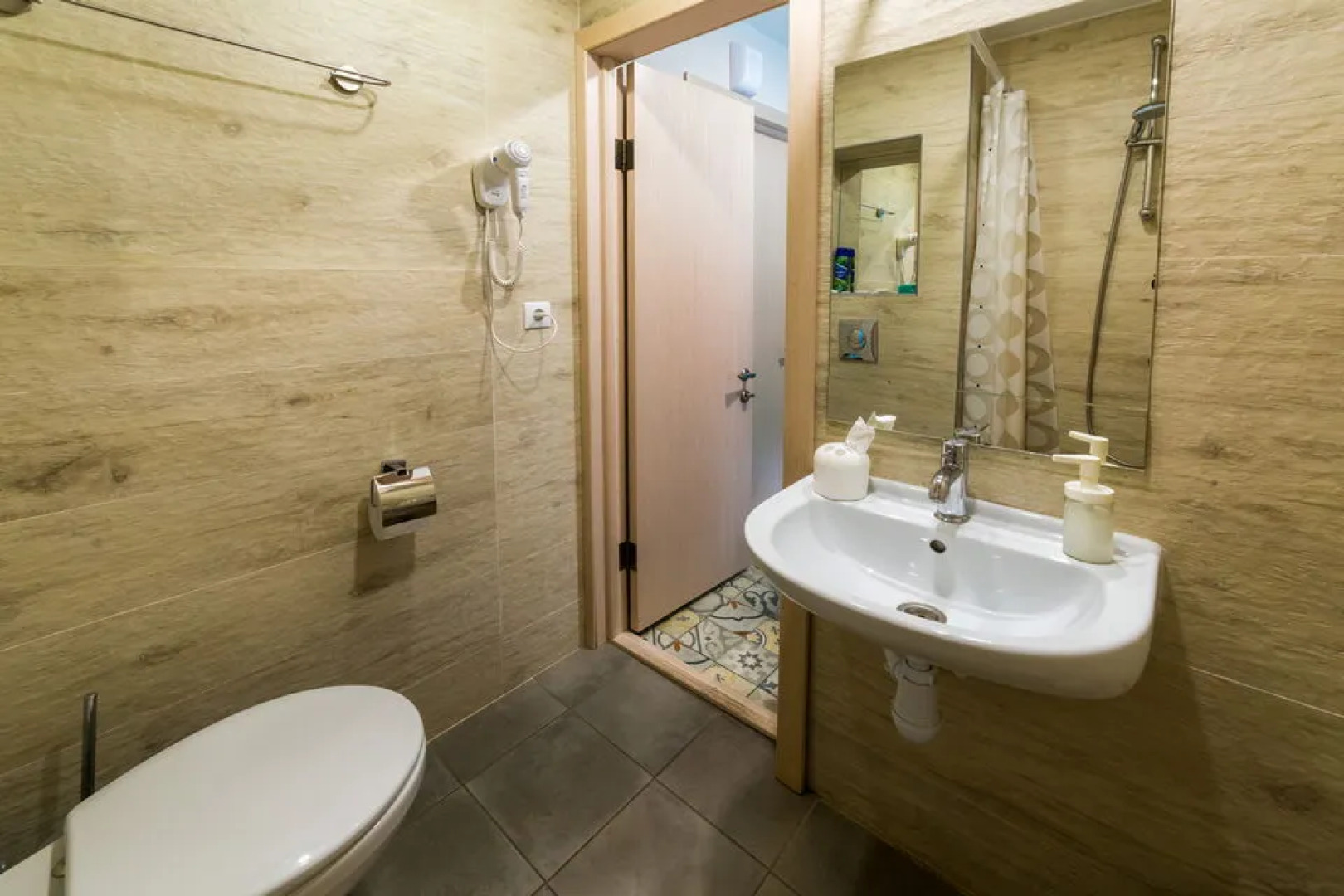 Гостиница Серафима