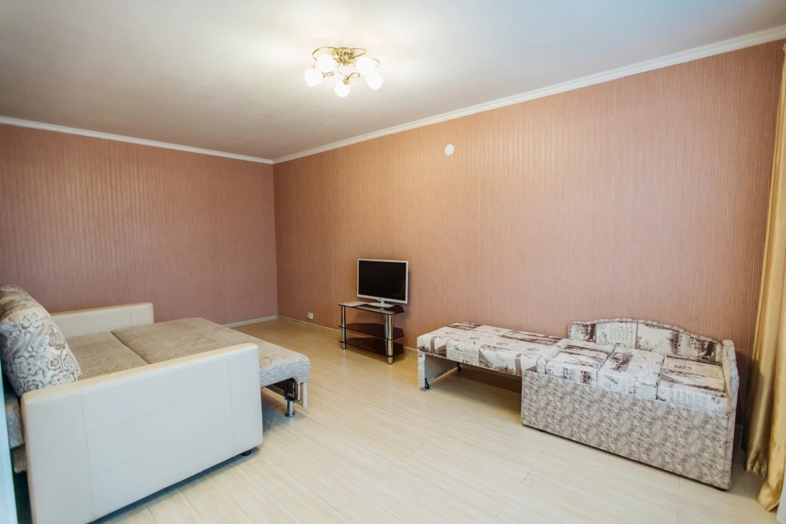 Апартаменты Октябрьская 10