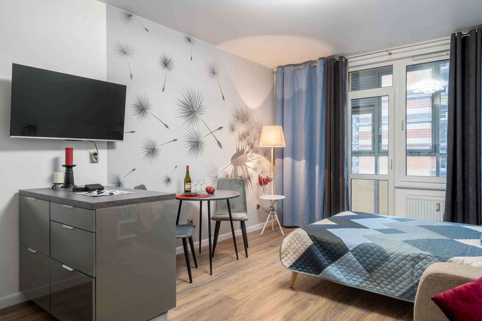 Квартира Roomyroom Pionerskaya