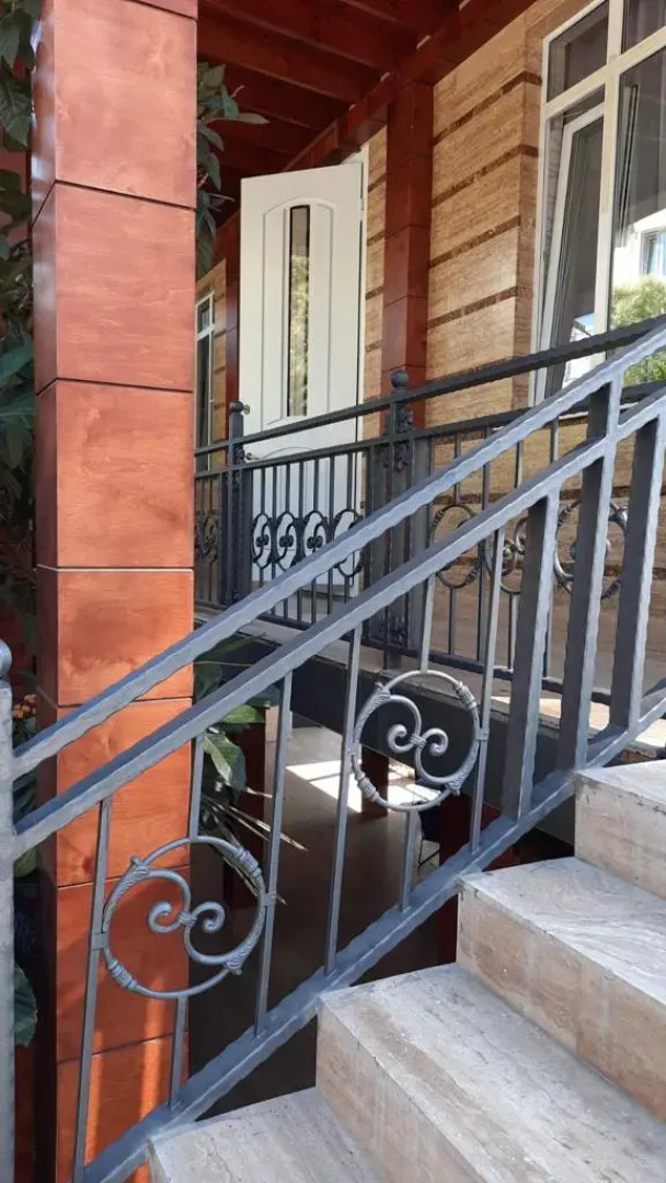 Апартаменты Шарден Кортъярд