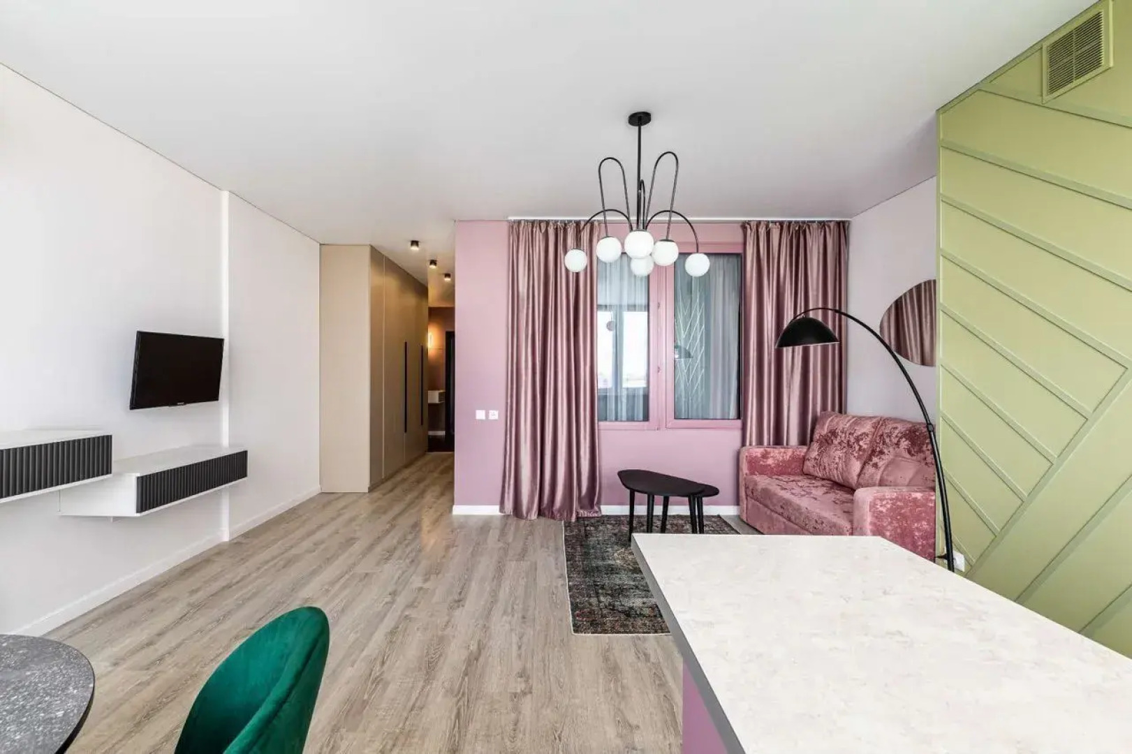 Апартаменты Красивая видовая квартира в историческом Центре Казани