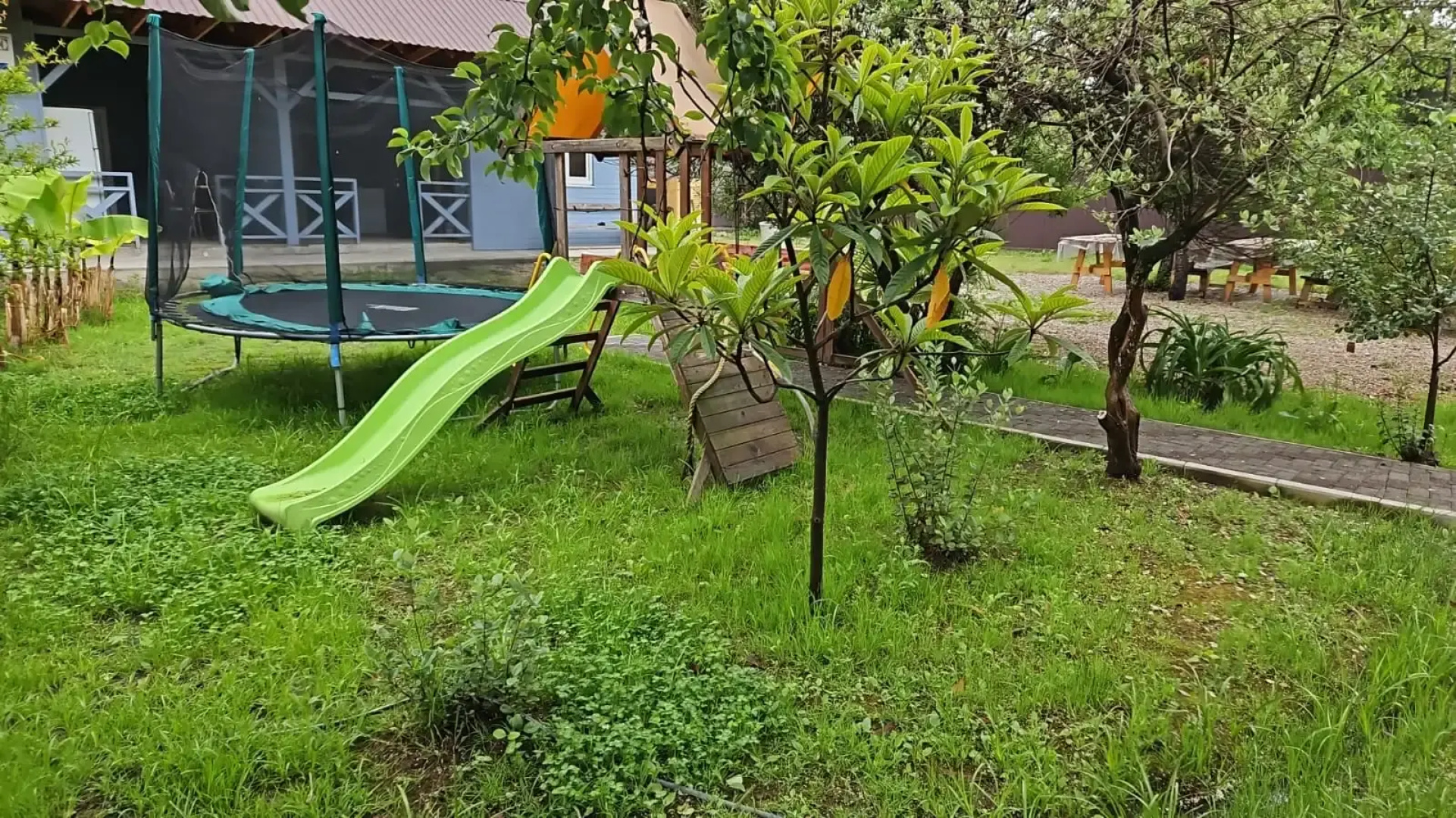 Отель Акварель