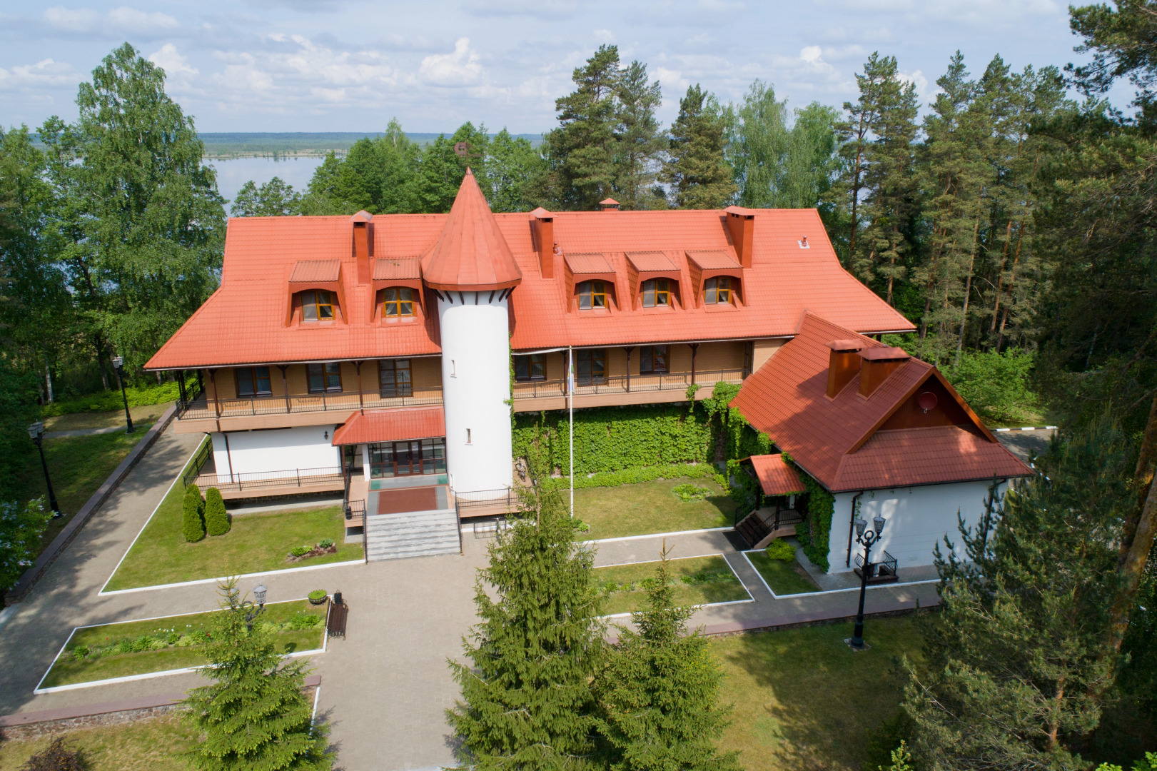 Гостиничный комплекс Плавно