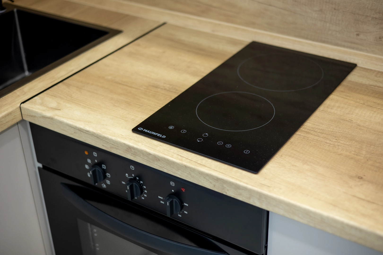 Апартаменты Жореса Алфёрова 14 в новом доме Свежая студия