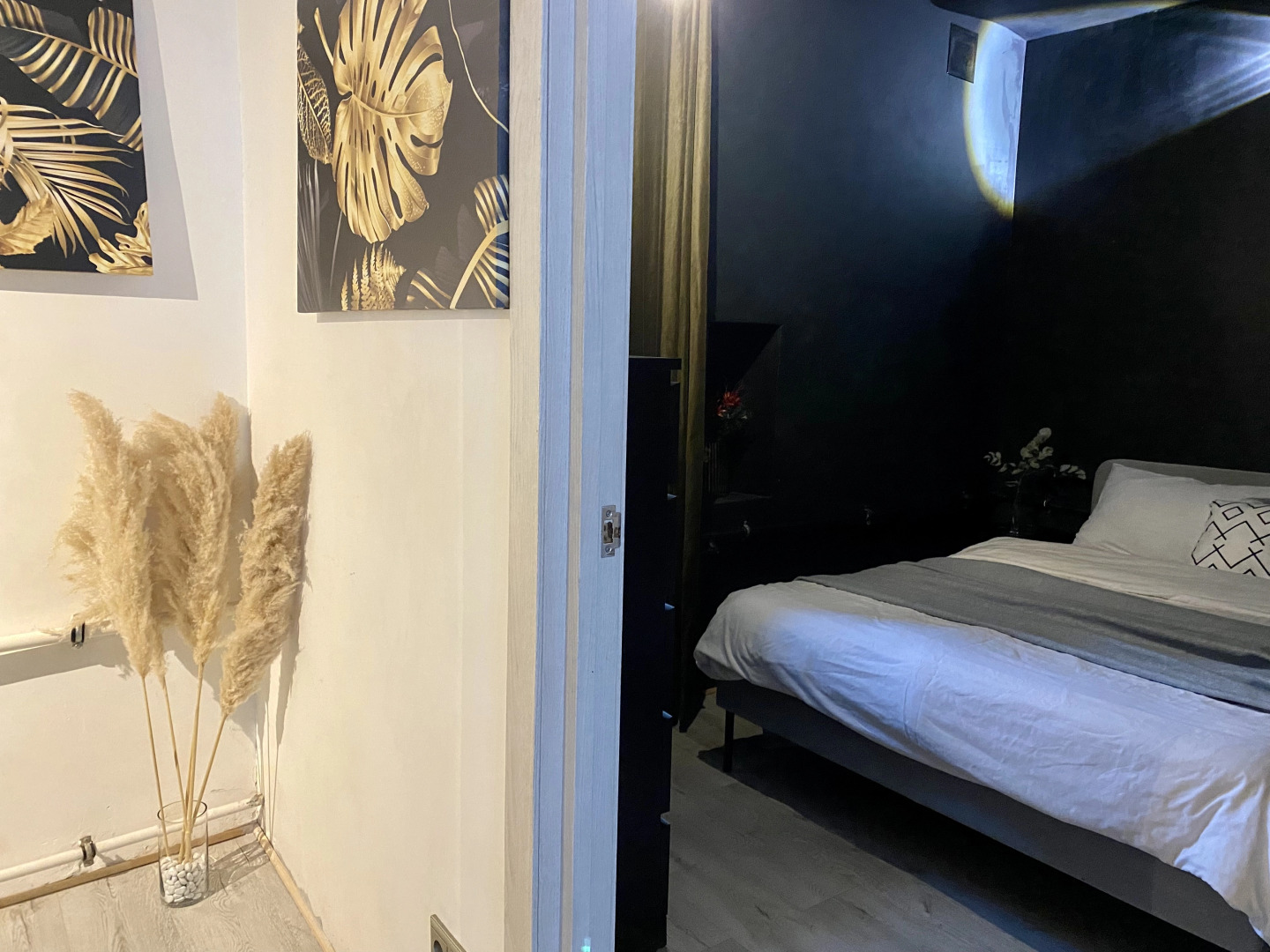 Квартира Mузыка кpыш, тихая и уютная