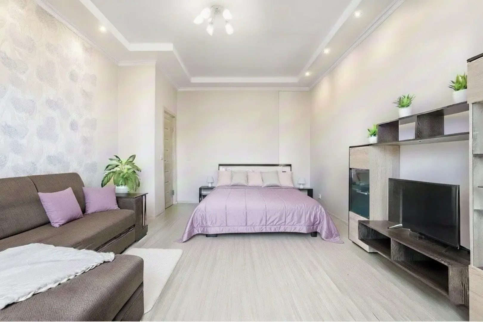 Апартаменты на Октябрьской 1