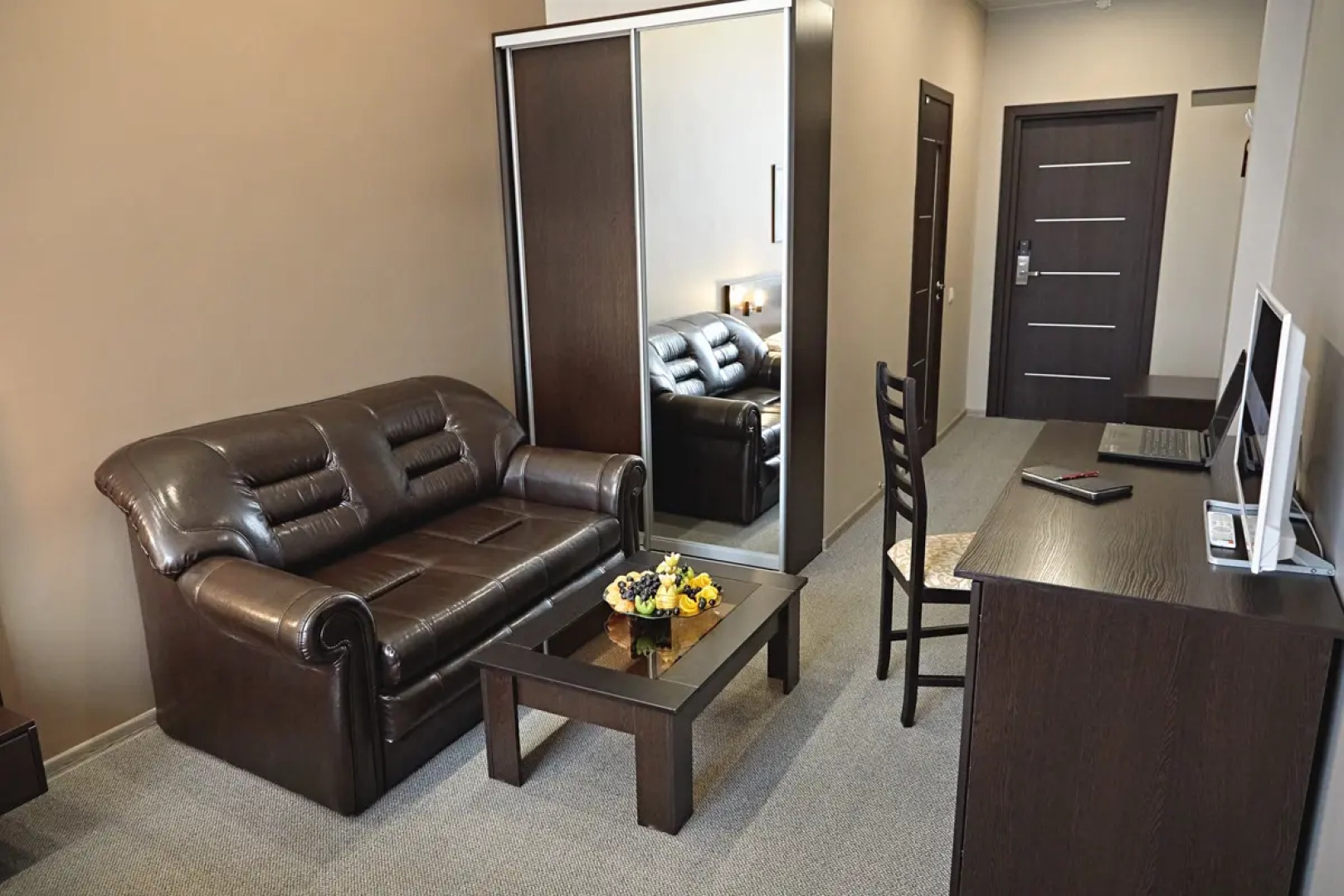 Отель Белая Акация