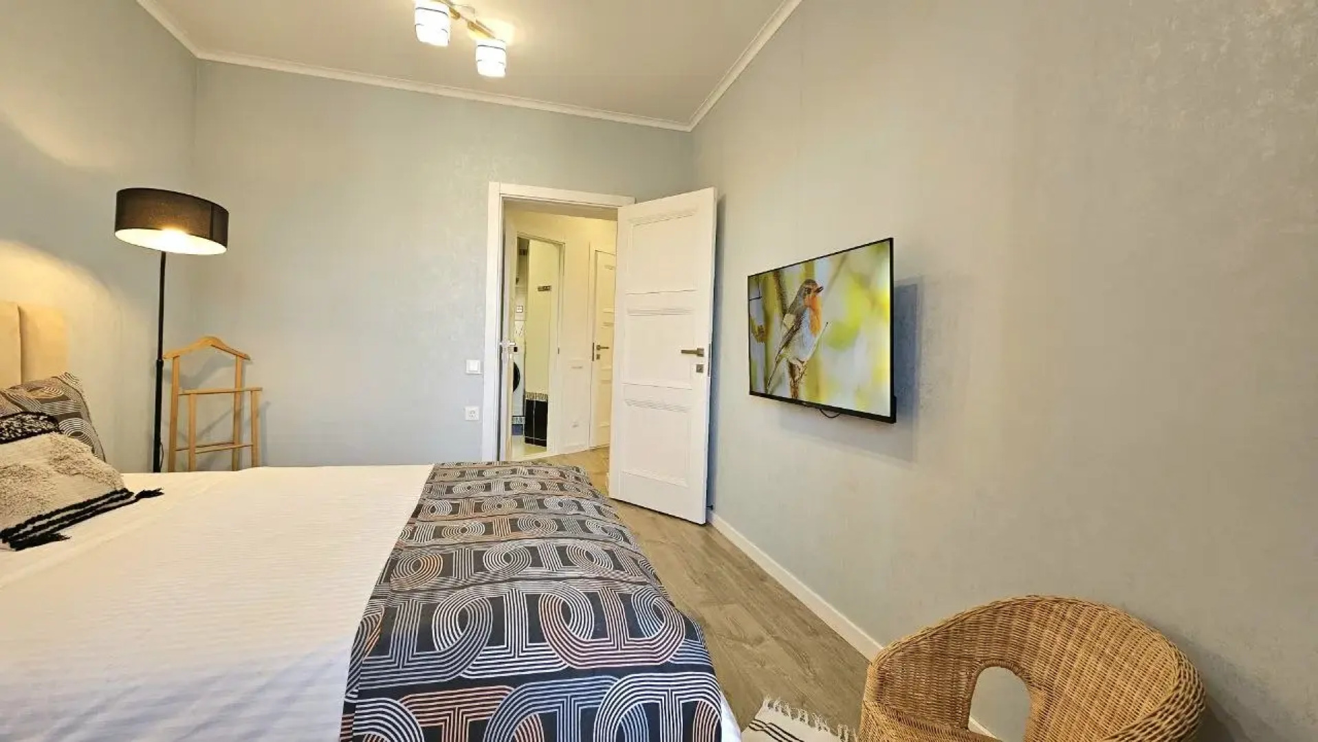 Квартира в удобной локации рядом со станцией метро Суконная слобода