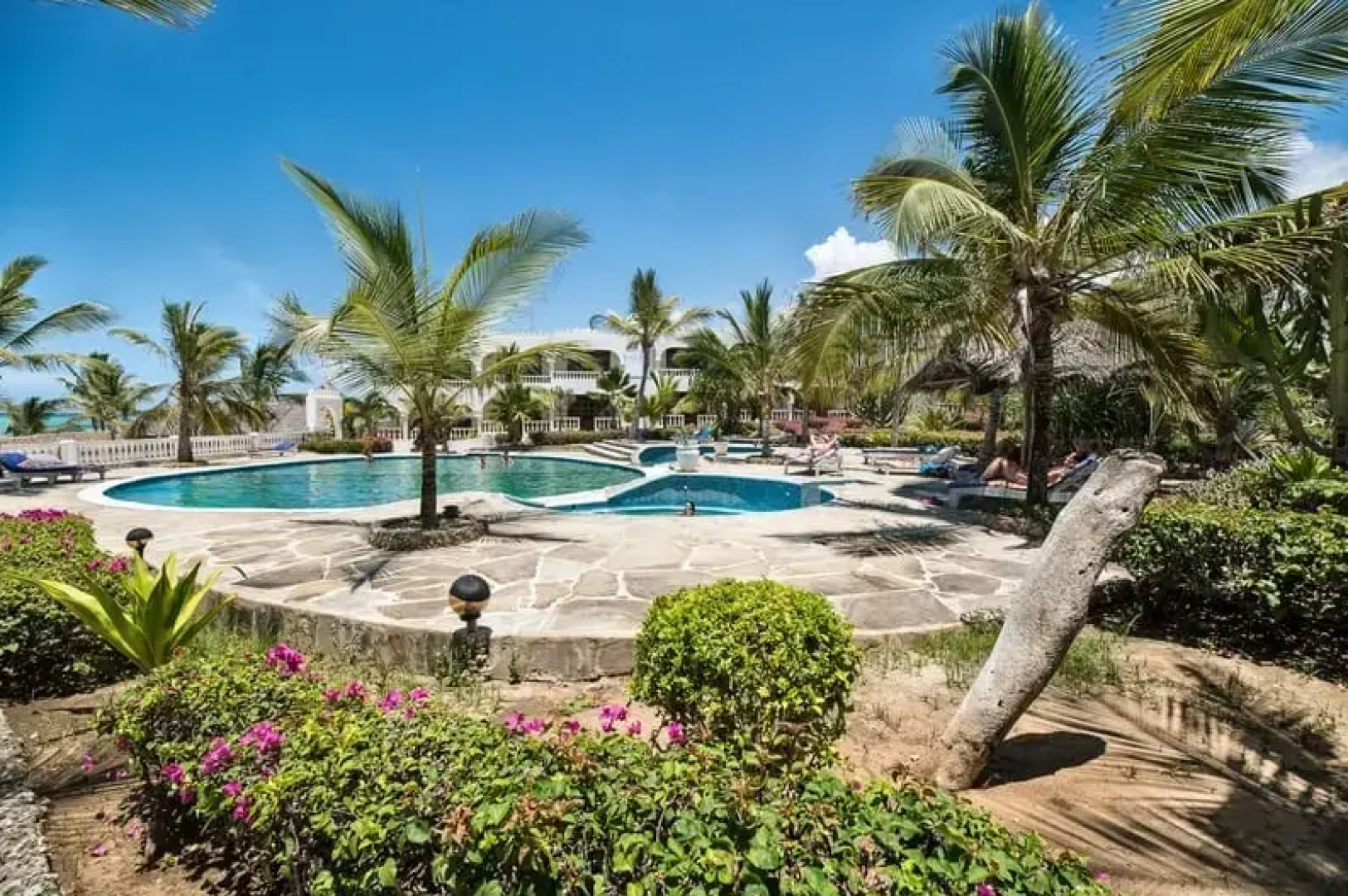 Отель Jumbo Watamu All Inclusive