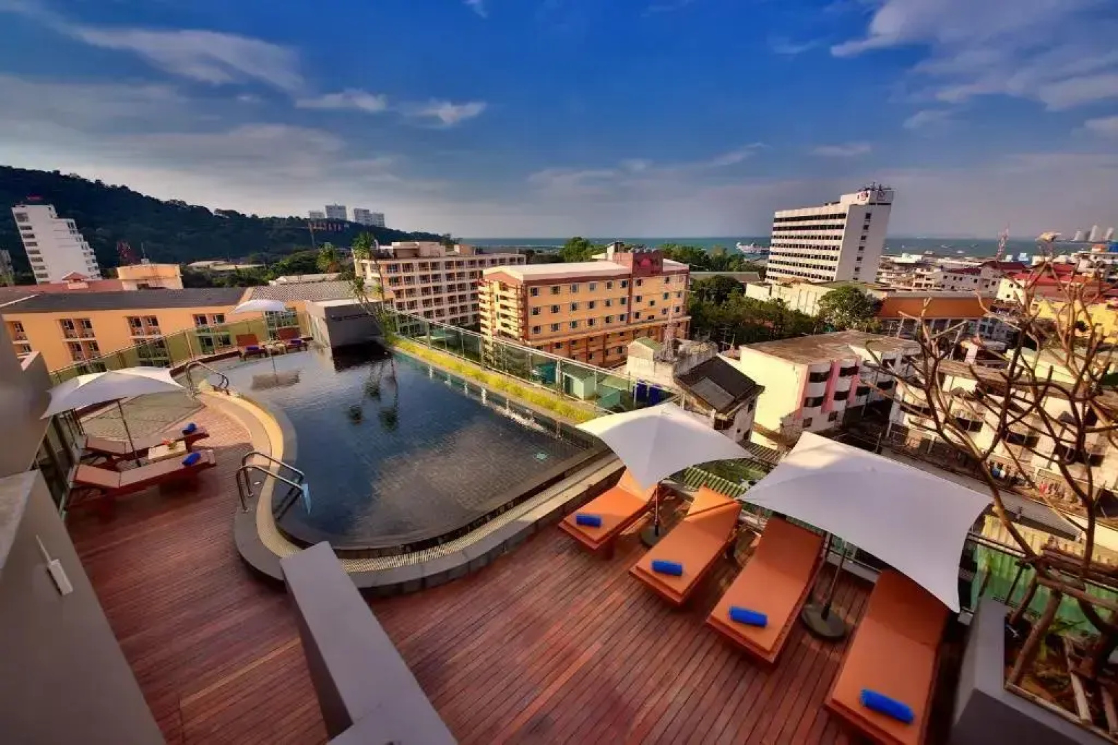 The Sun Xclusive Hotel