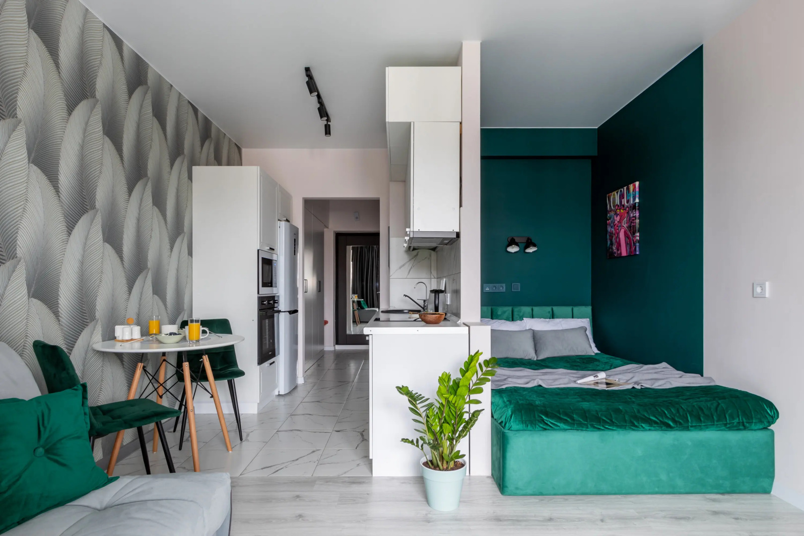 Квартира RoomyRoom Emerald