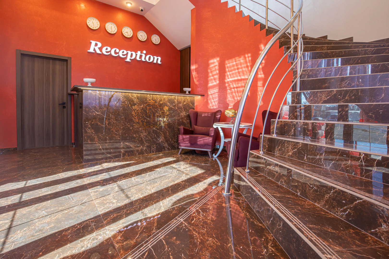 Отель Full House