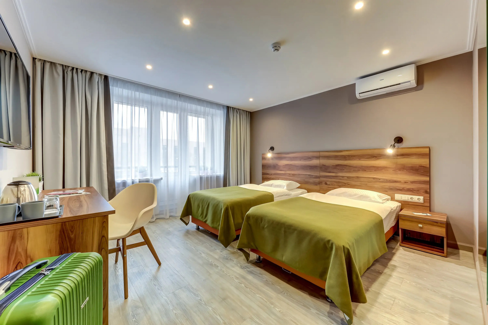 Отель Орбита