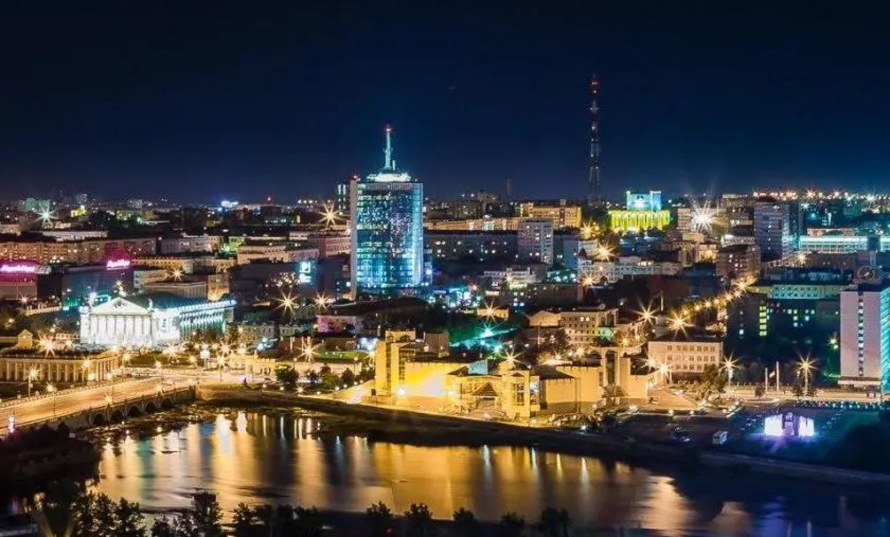 Апартаменты ИннХоум Panorama&Riverside de Luxe