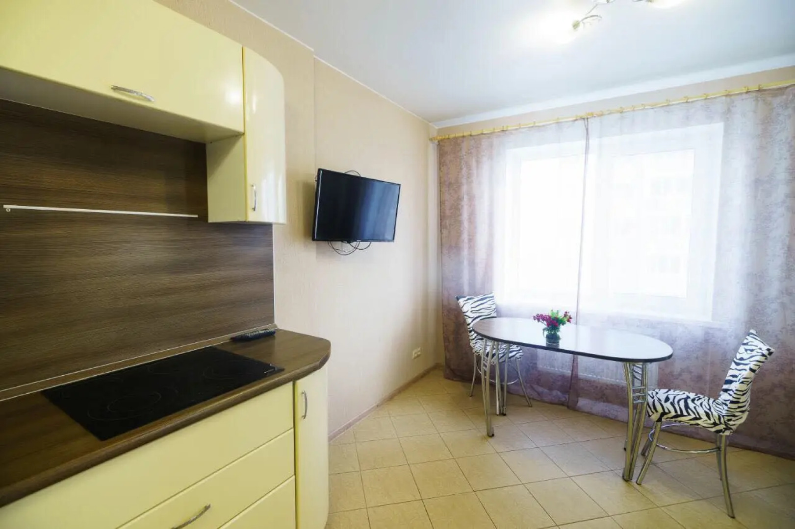 Апартаменты на Пугачёва 49