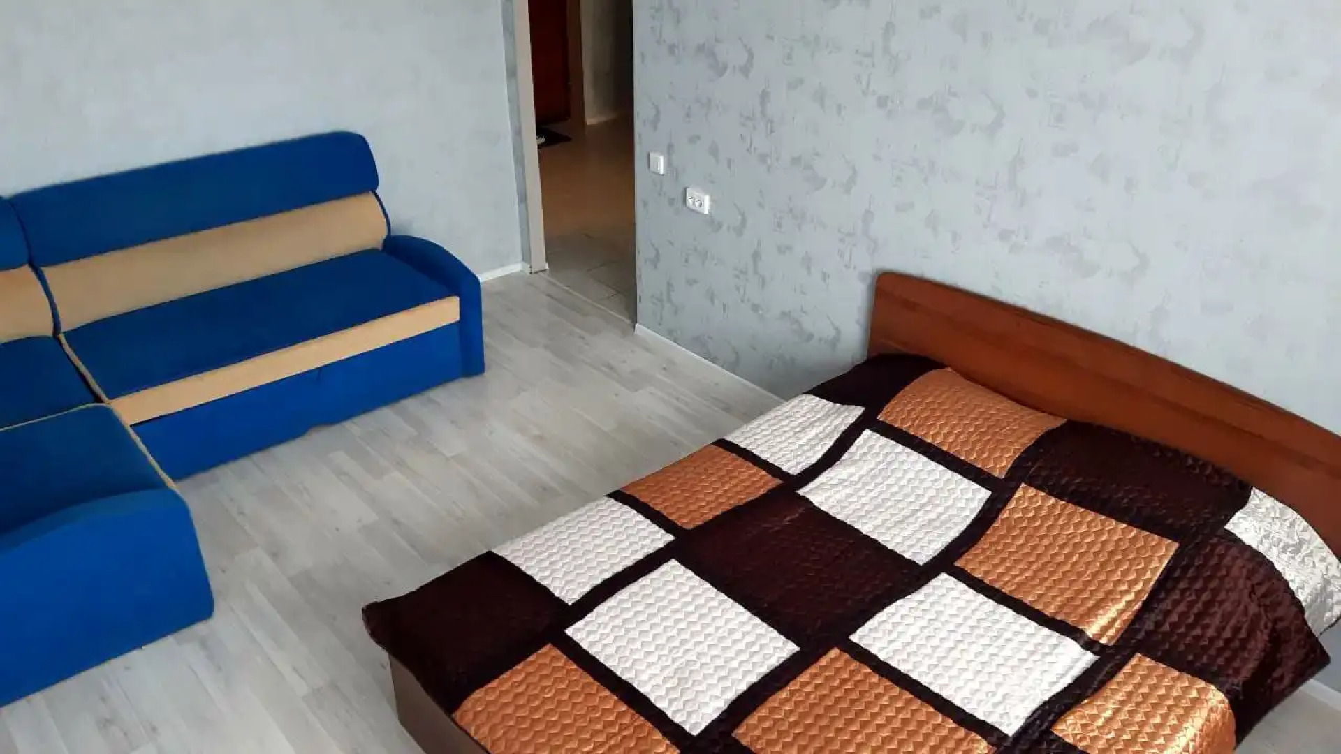 Апартаменты on Oktyabrskaya street