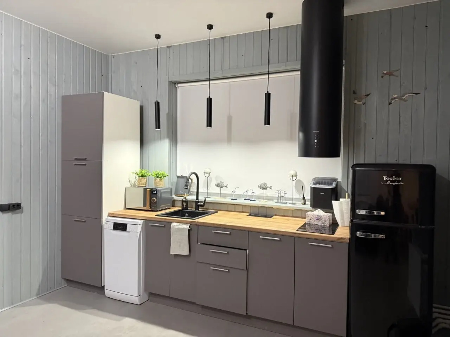 Частный дом уютный с баней и мангальной зоной в центре